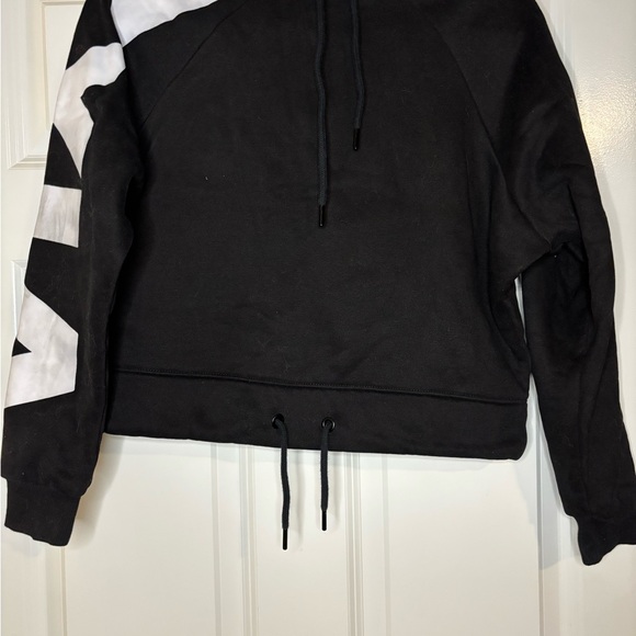 ZYIA Tops - ZYIA Active Black and White Hoodie